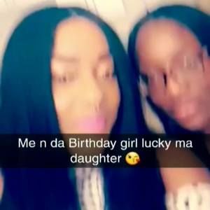 Meet your Posher, Chloe